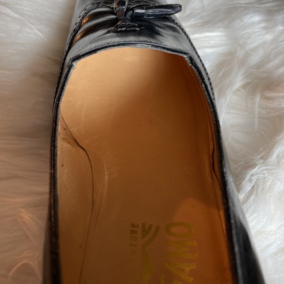 Salvatore Ferragamo Tassle block heel Sz. 7.5 - Picture 8 of 10